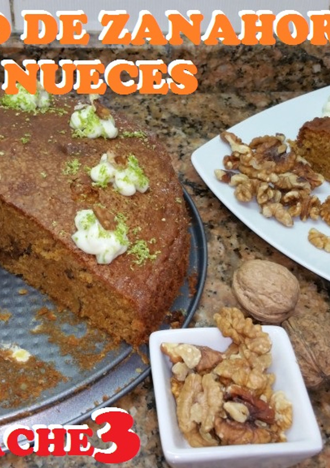 Una foto de Bizcocho de zanahorias y nueces