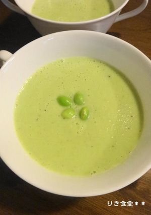 A picture of Edamame Soup.