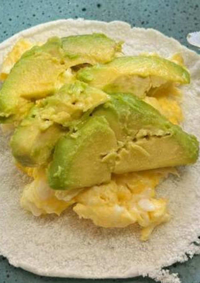 Foto de Tapioca com Abacate e Ovo Mexido