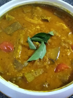 Sadhya sambar😋 *Sadhya sambar recipe in tamil) செய்முறை முக்கிய புகைப்படம்