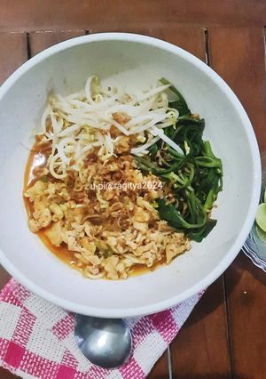 Foto resep Mie Kangkung Kuah Kental