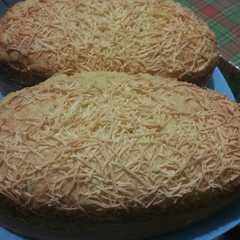 A picture of Cheese Brudel Cake.