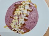 Berry smoothie bowl