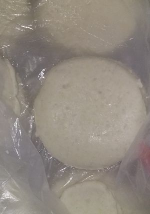 Una foto de Arepas de maíz blanco