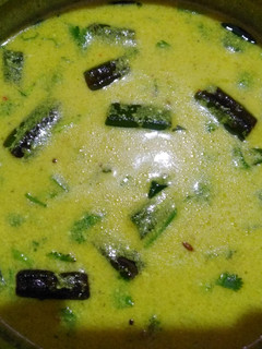 வெண்டைக்காய் மோர் குழம்பு (Vendaikaai morkulambu recipe in tamil) செய்முறை முக்கிய புகைப்படம்
