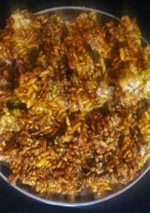 मुरमुरा की चिक्की(murmura ki chikki recepie in hindi) रेसिपी मुख्य फोटो