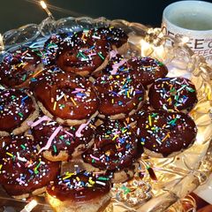A picture of Donuts.
