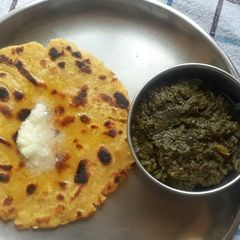 A picture of Makki Ki Roti.