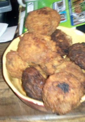 A picture of deep fried mushrooms.