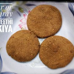 A picture of Bajray ki meethi tikiya!.