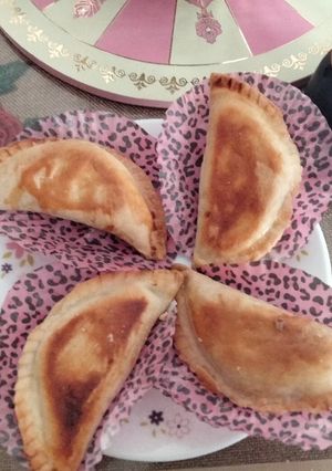 A picture of Baked mawa and dry fruit gujiya.