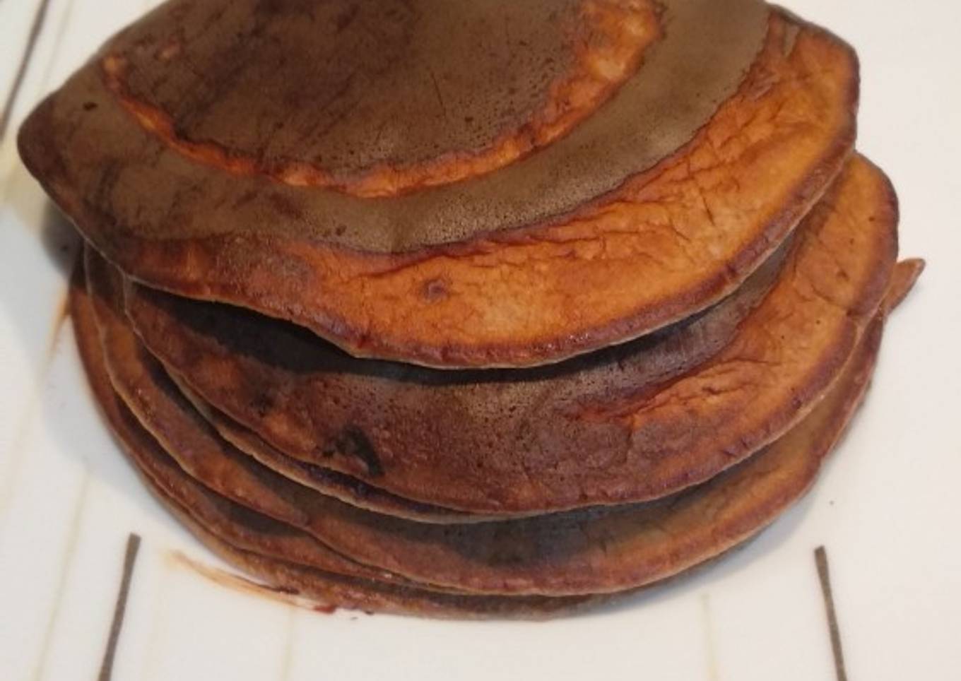 Torre de tortitas de claras, avena y plátano