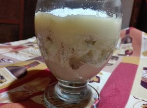 Una foto de Postre en copa sabor apple pié sin azúcar