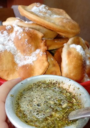 Una foto de Torta Fritas Con Leche