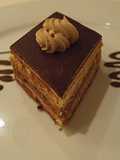 Tarta helada de mousse de chocolate
