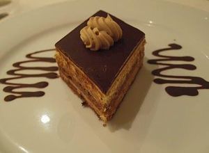 Una foto de Tarta helada de mousse de chocolate