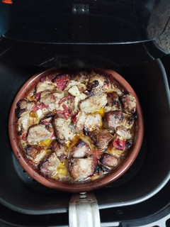 Una foto de Lomo al ajillo con pimiento