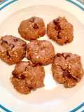 Flourless Peanut Butter Chocolate Chip Cookies!