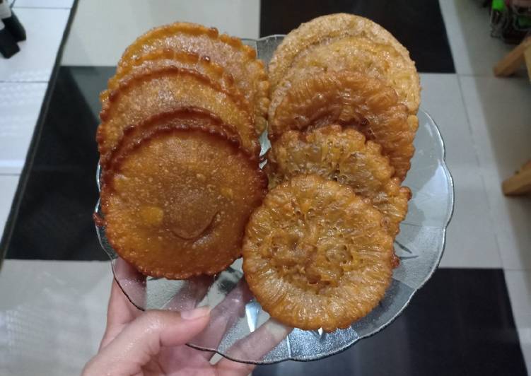 resep cara membuat Kue Cucur Hand Whisk