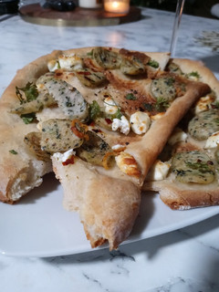 A picture of Flatbread.