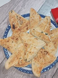 صورة لوصفة مثلثات بحشوة الزعتر