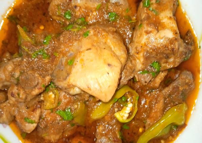 Chicken Karahi (Pakistani Recipe) - Untold Recipes By Nosheen