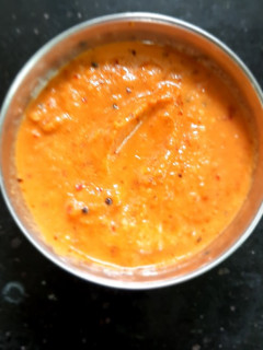 பூண்டு சட்னி(garlic chutney recipe in tamil) செய்முறை முக்கிய புகைப்படம்