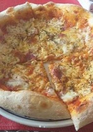 Una foto de Masa para pizza (4 a 5 pizzas grandes)