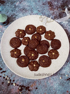 A picture of Choco-Butter Cookies.