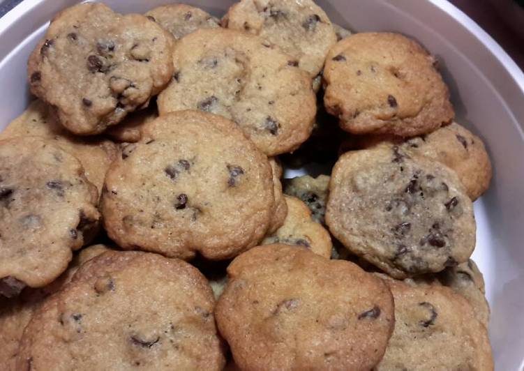 How to Prepare Any-night-of-the-week Chocolate Chip Cookies