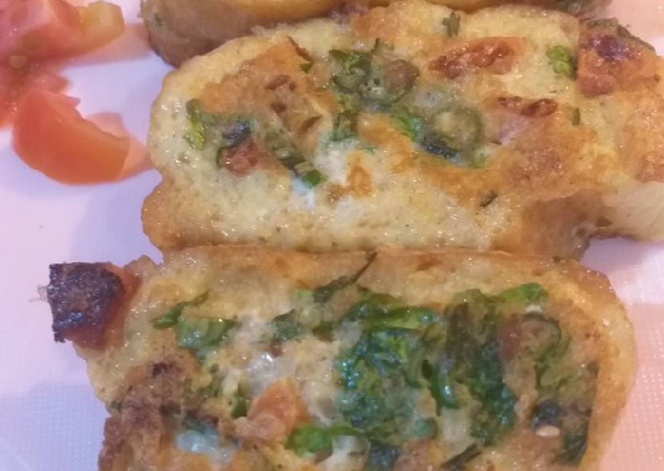 Omellte coated dinner roll