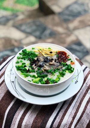 Hình của món Cháo hàu 🦪.