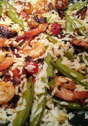 A picture of Yummy Yummy Shrimp, Snap Peas, & Rice.