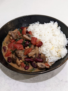 A picture of Mushroom & rajma Coconut Curry.