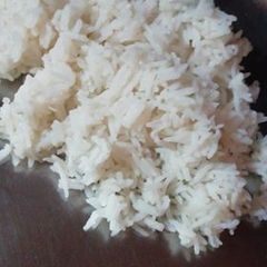 A picture of Plain rice.