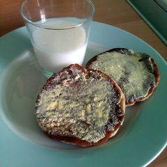 A picture of Vickys Homemade Buttermilk Substitute.