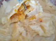 Una foto de relleno de ravioli de italiana