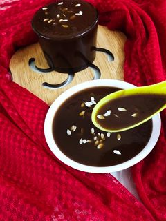 इमली गुड़ की चटनी(imli gud ki chutney recipe in hindi) रेसिपी मुख्य फोटो