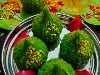 स्टफ्ड पान मोदक (stuffed Pan Modak recipe in hindi)