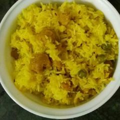 A picture of Soya chunks pulao.