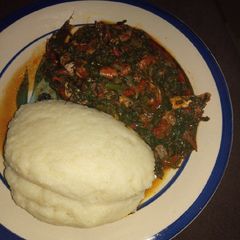 A picture of Efo riro olowo pooku (vegetables soup).