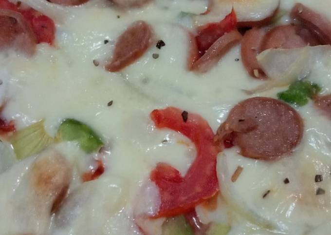 Cara membuat Pizza Rumahan (eggless no ulen no mixer) Cara membuat Pizza Rumahan (eggless no ulen no mixer)