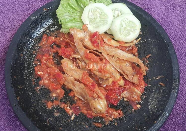 Resep Geprek Ikan Asin (#pr_Recookolahanikanasin) yang Menggugah Selera
