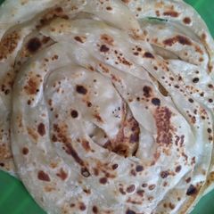 A picture of Parotta.