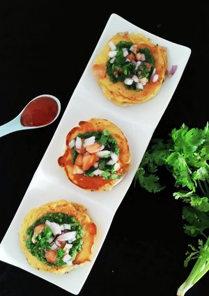 नॉन फ्राइड ब्रेड बेसन टोस्ट(Non fried bread basen toast recipe in Hindi) रेसिपी मुख्य फोटो