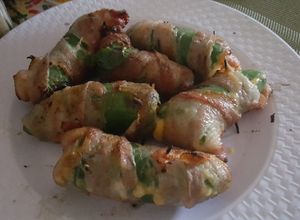 Una foto de Jalapeños con Tocino Rellenos de Queso