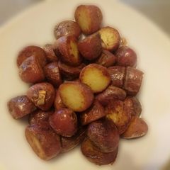 A picture of Even more super simple spuds.