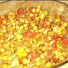 A picture of Mazedar chnna Pakoray Bondi chat.