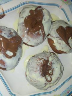 A picture of Glaze doughnuts.