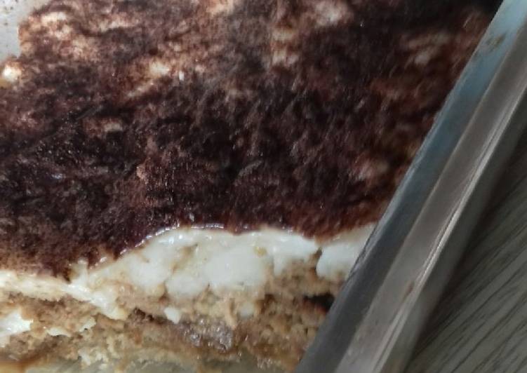 Dessert box tiramisu sederhana ala eva